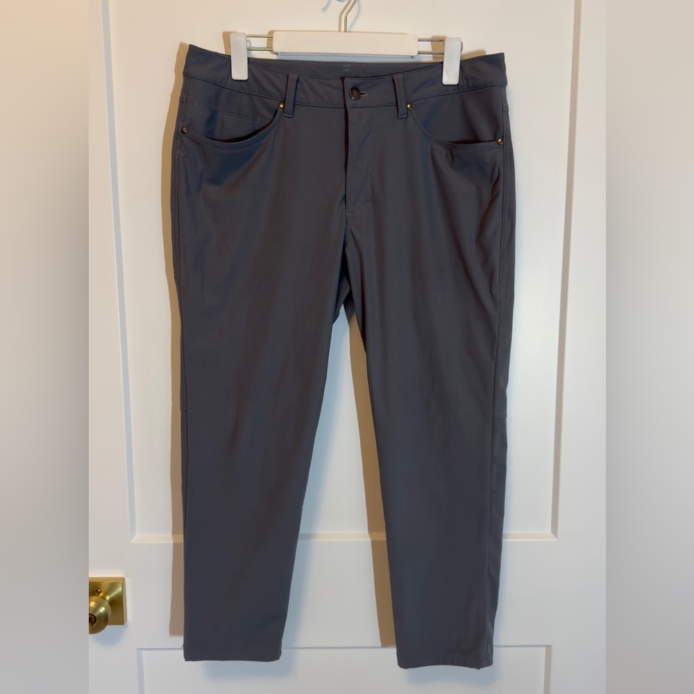 Lululemon Gray Trouser Pants, Zip & Button Closure, Front & Back Pockets, 34x26